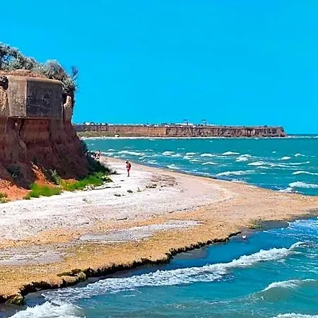 Hotel Blooming By The Sea - Cu Frontala Spre Mare Constanţa