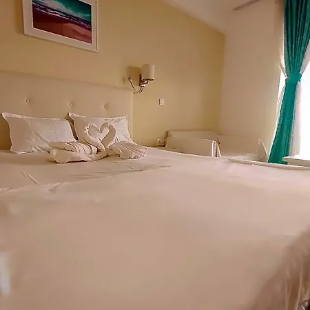 Blooming By The Sea - Cu Frontala Spre Mare 4* Constanţa
